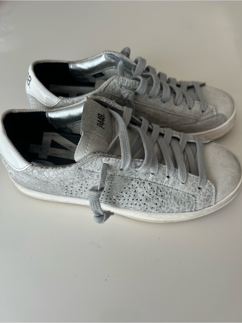 P448 silver metallic leopard sneakers